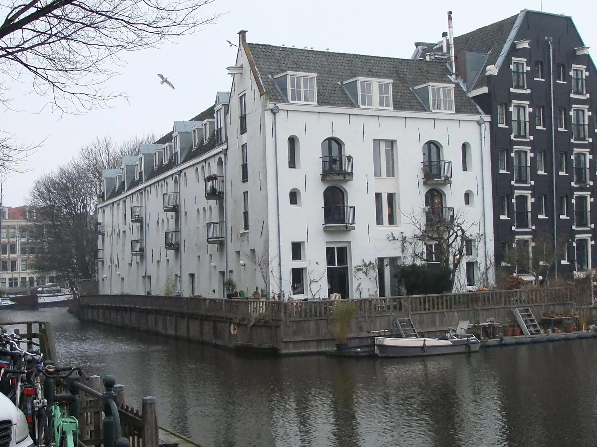 Residences Old Centre Амстердам Екстериор снимка